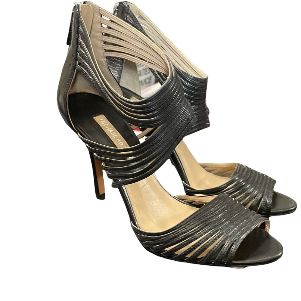 Michael Kors Black heels